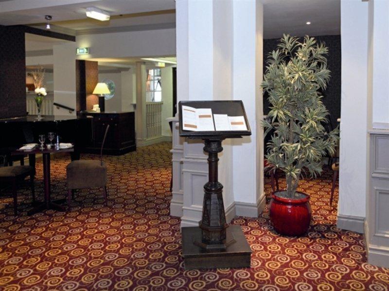The Lymm Hotel Luaran gambar