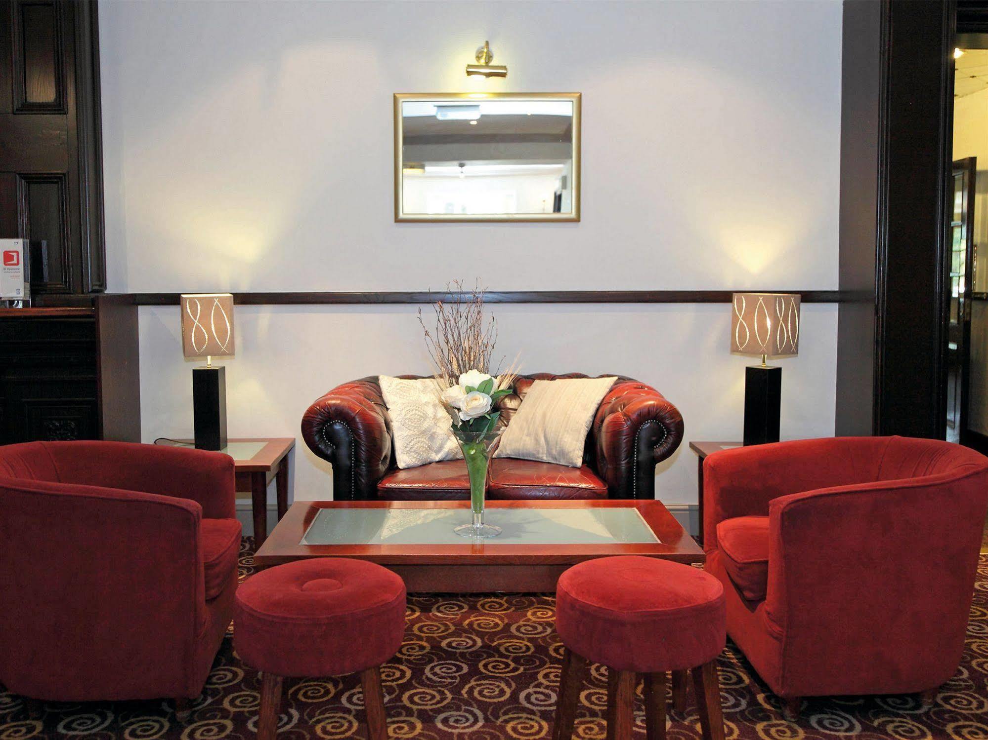 The Lymm Hotel Luaran gambar
