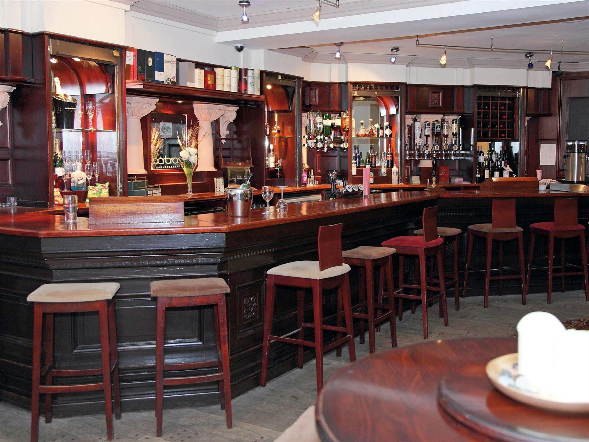 The Lymm Hotel Luaran gambar